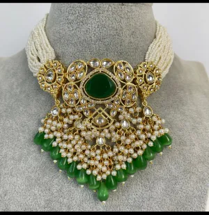 Emerald Green Pearl Kundan Choker 3 piece set