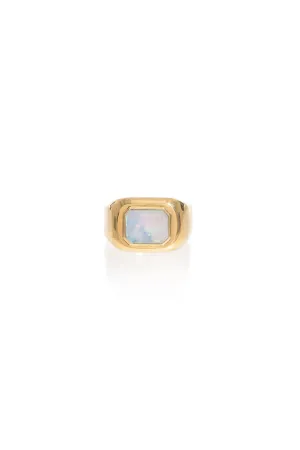 Large Ring in 18K Rose Gold & Mother of Pearl Stone