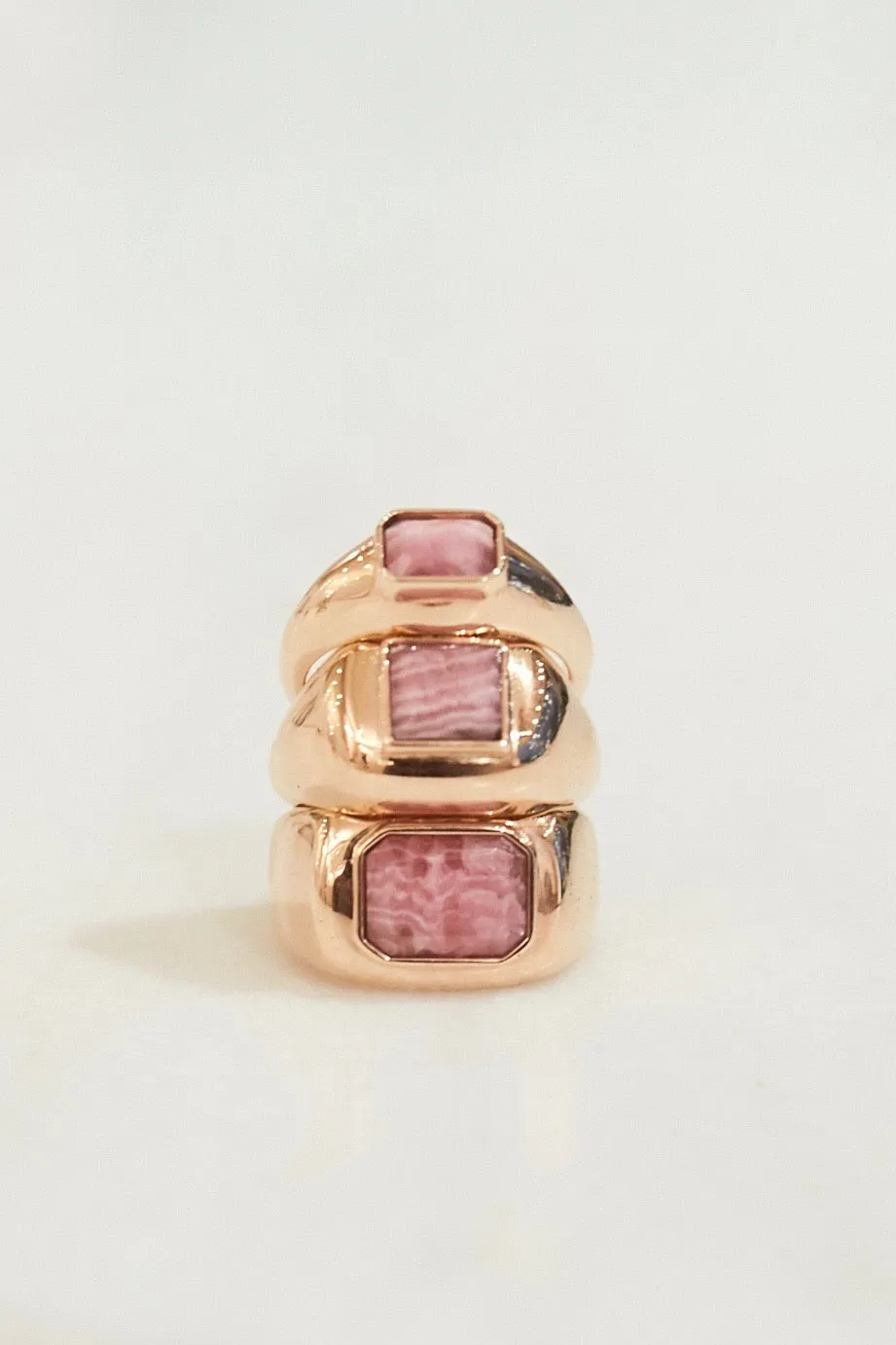 Large Ring in 18K Rose Gold & Pink Marble Stone