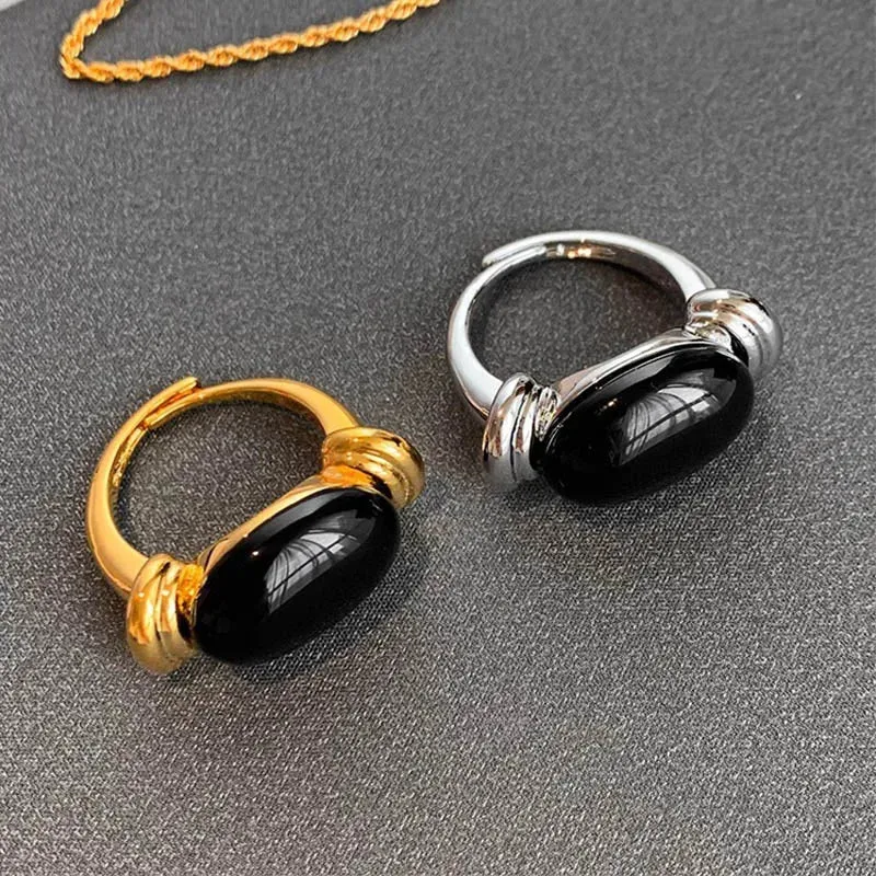 VAIGE Elegant Silver and Gold Oval Black Zirconia Ring